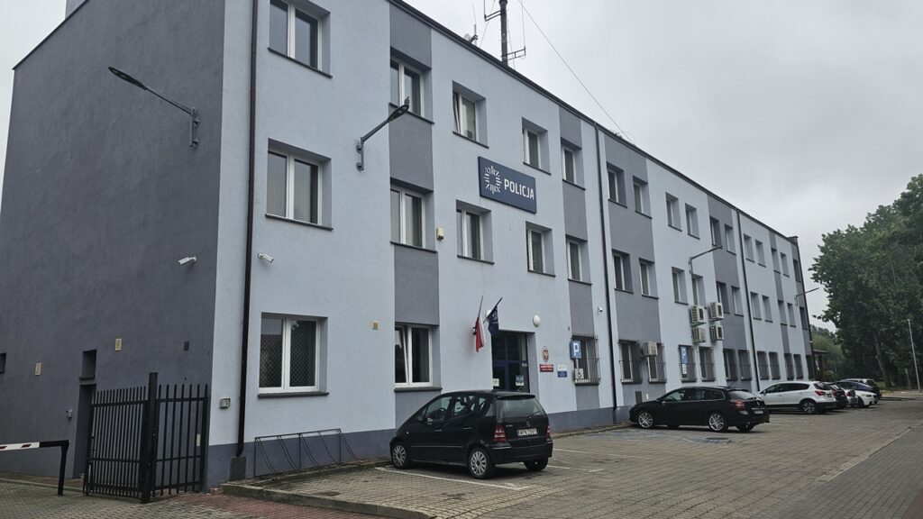 Ponad 2,7 promila za kierownicą. żabolenci zatrzymali nietrzeźwego kierowcę Opla