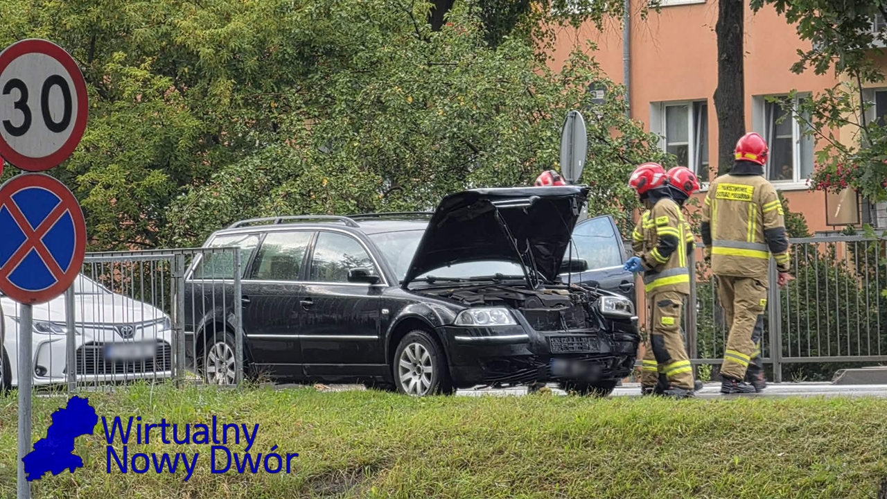 Kolizja na ul. Wojska Polskiego. 15-latka trafiła do szpitala