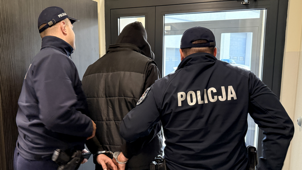 Był nietrzeźwy, poszukiwany i jechał „na zakazie”. Jego wyprawę przerwali dzielnicowy z Teresina
