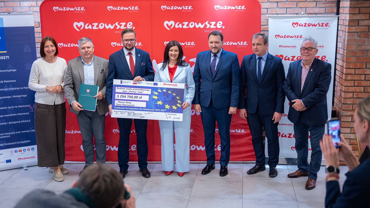 Nowy Dwór Mazowiecki zbuduje węzeł „Parkuj i Jedź”. Powstanie 294 miejsc parkingowych