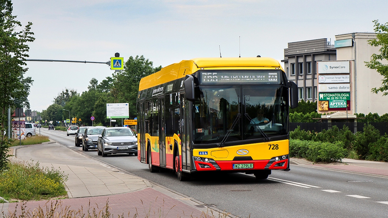 Atak nożownika w autobusie do Czosnowa